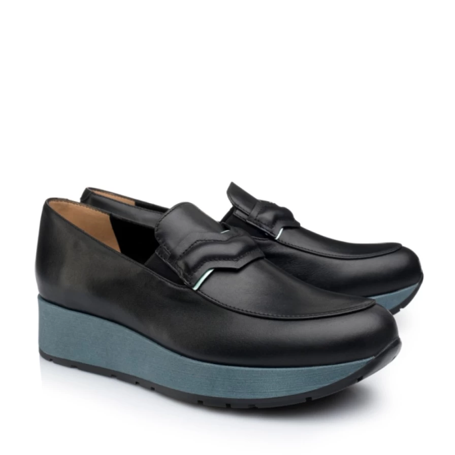 Musette Women's Denise 883 - Stylish and Comfortable Design for Everyday Wear